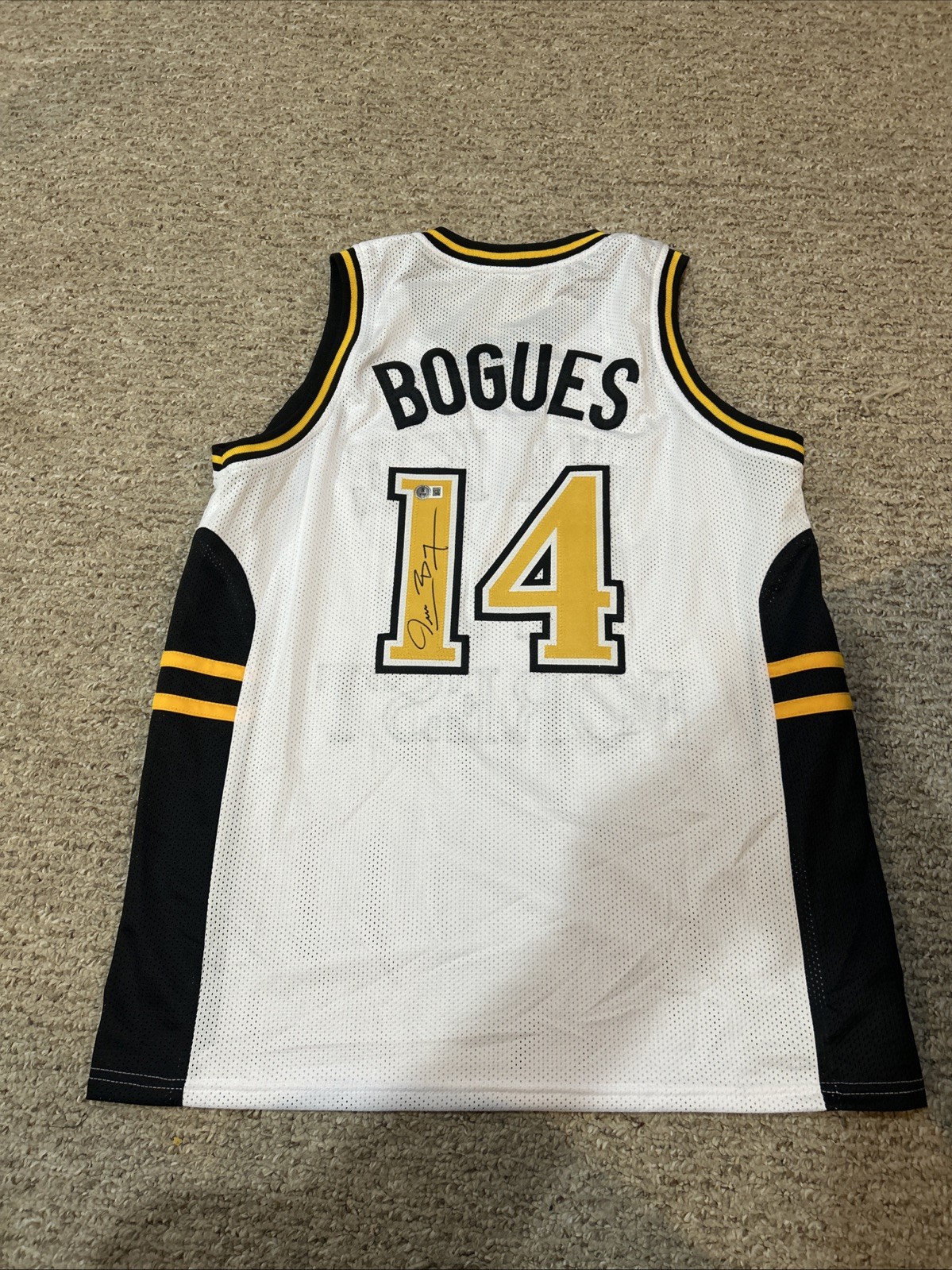 WAKE FOREST DEMON DEACONS- MUGGSY BOGUES SIGNED AUTOGRAPH JERSEY BECKETT COA BAS COLLECTIBLE MEMORABILIA