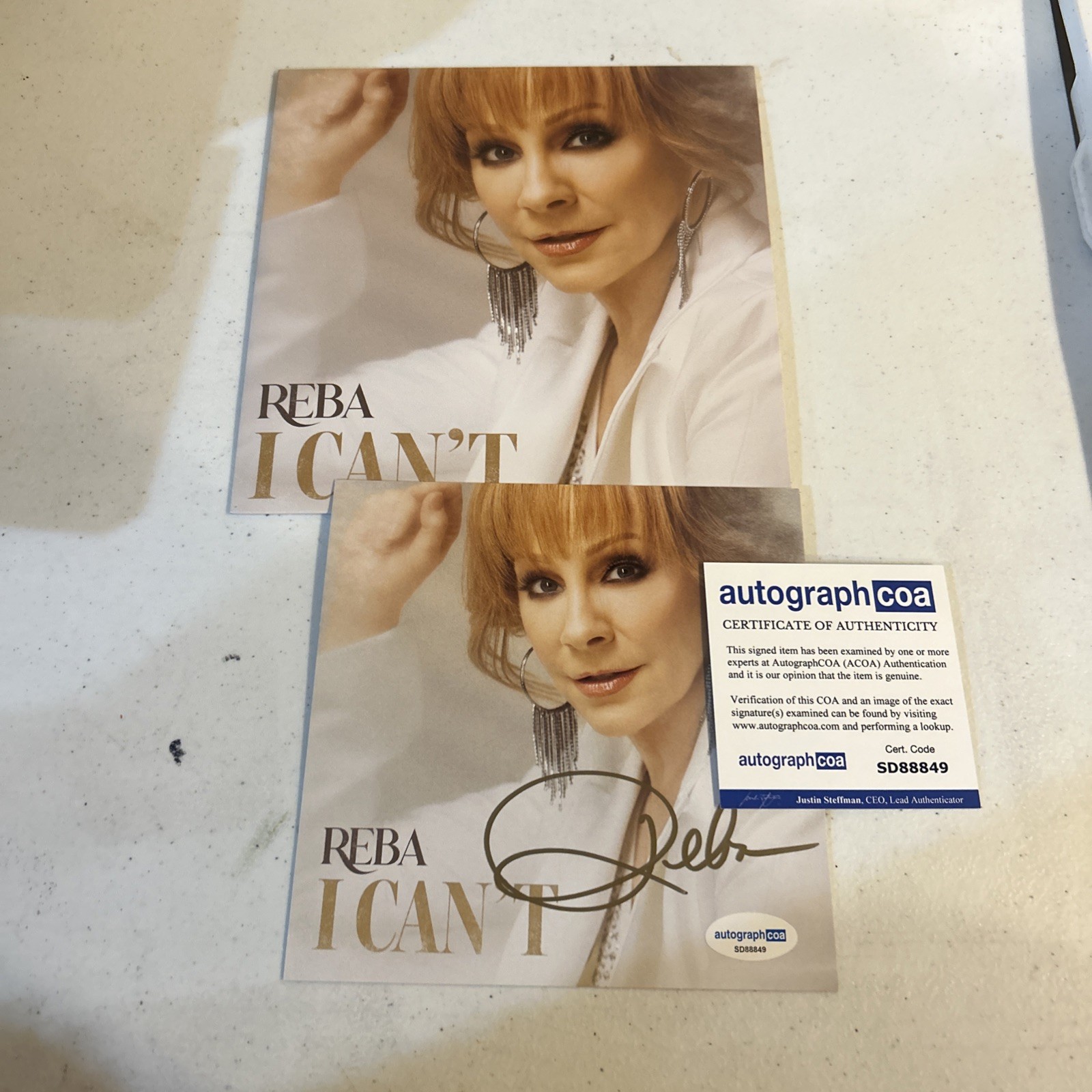REBA MCENTIRE SIGNED AUTOGRAPH I CANT 7” VINYL ACOA RECORD LP COUNTRY STAR