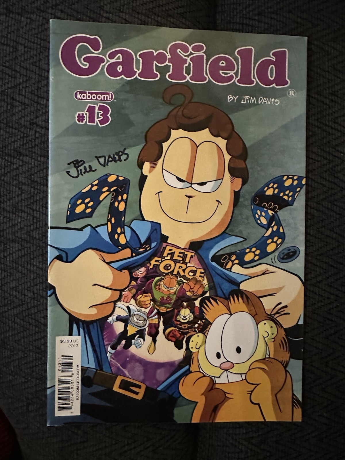 Jim Davis Signed Garfield Magazine Cartoons Kaboom Comic Book
