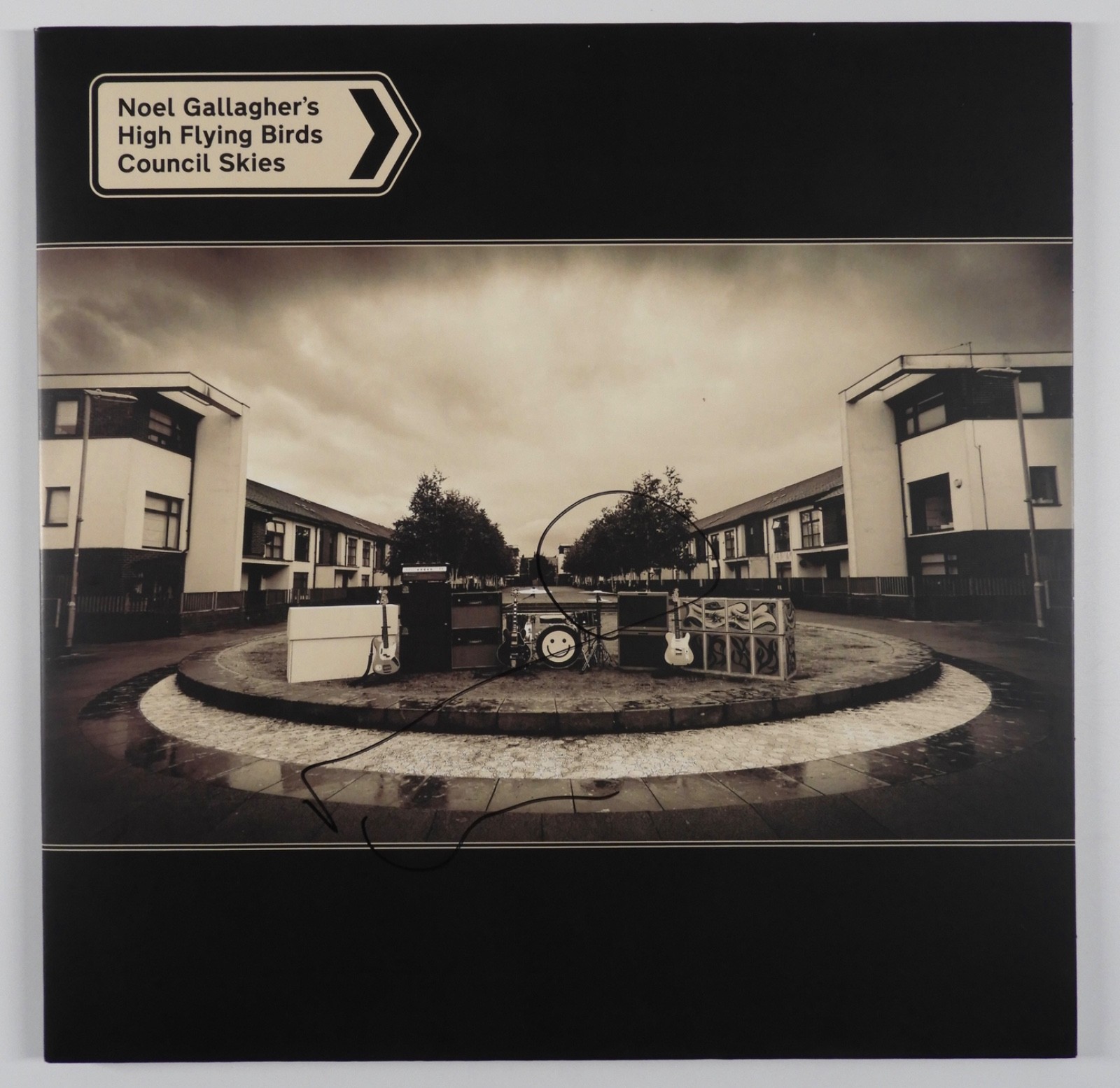 Noel Gallagher JSA  Signed Autograph Record Album Vinyl High Flying Birds