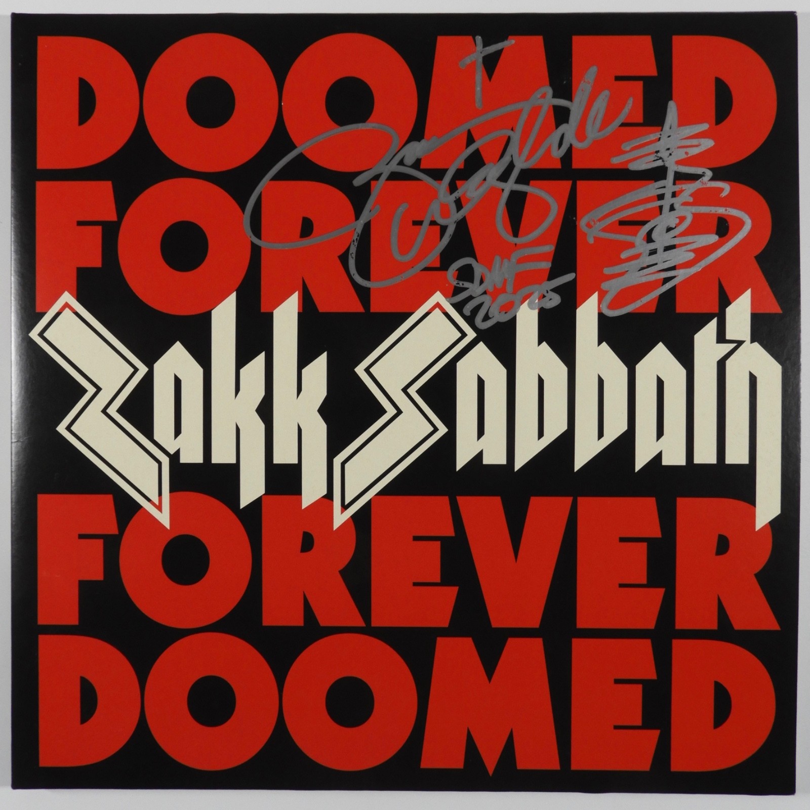 ZAKK WYLDE JSA  SIGNED AUTOGRAPH RECORD ALBUM VINYL ZAKK SABBATH DOOMED FOREVER COLLECTIBLE MEMORABILIA