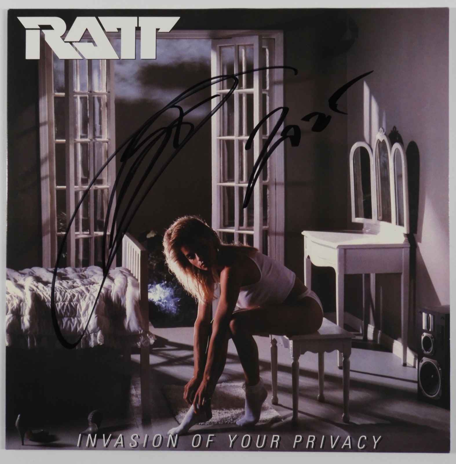 RATT Stephen Pearcy JSA Signed Autograph Record Album Vinyl Invasion Of Your