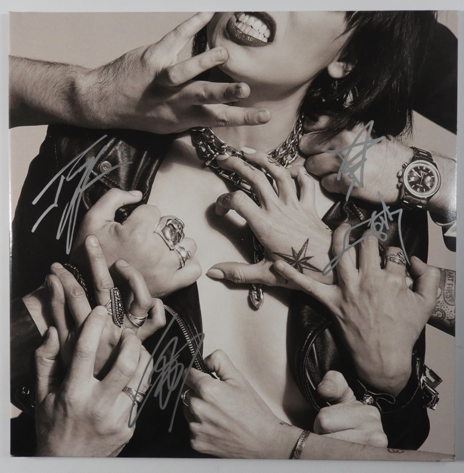 Halestorm JSA Fully Signed Autograph Record Album Vinyl Lzzy Hale