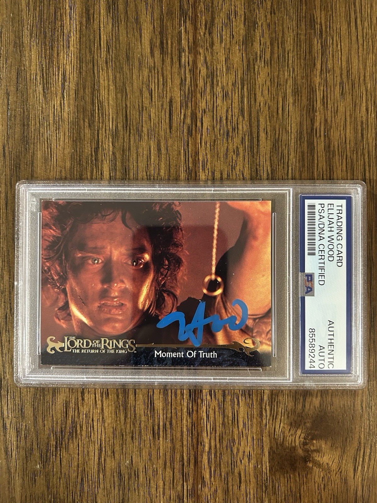 Elijah Wood ‘Lord of the Rings’ Signed ‘Frodo Baggins’ Card PSA Slab