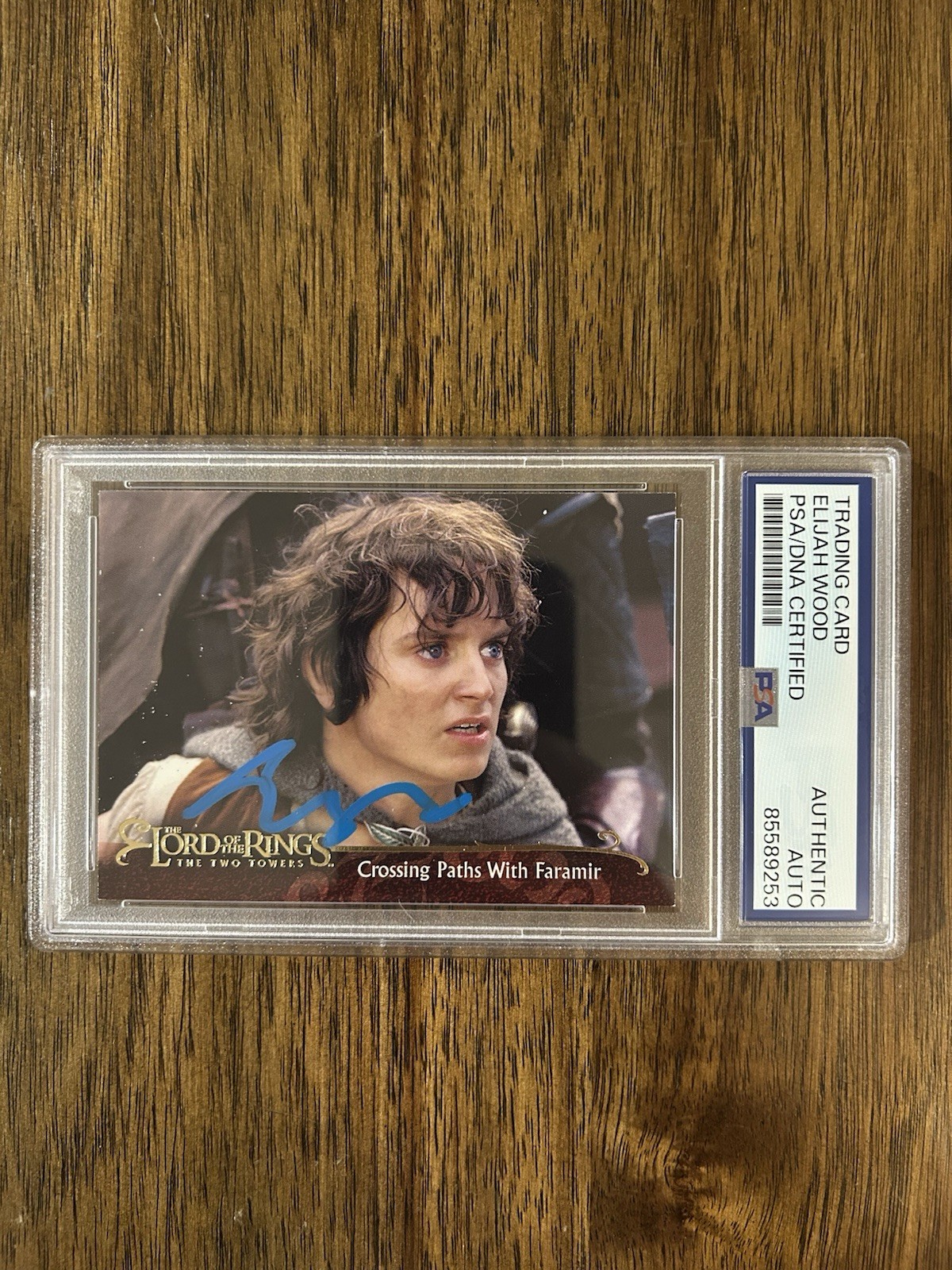 Elijah Wood ‘Lord of the Rings’ Signed ‘Frodo Baggins’ Card PSA Slab