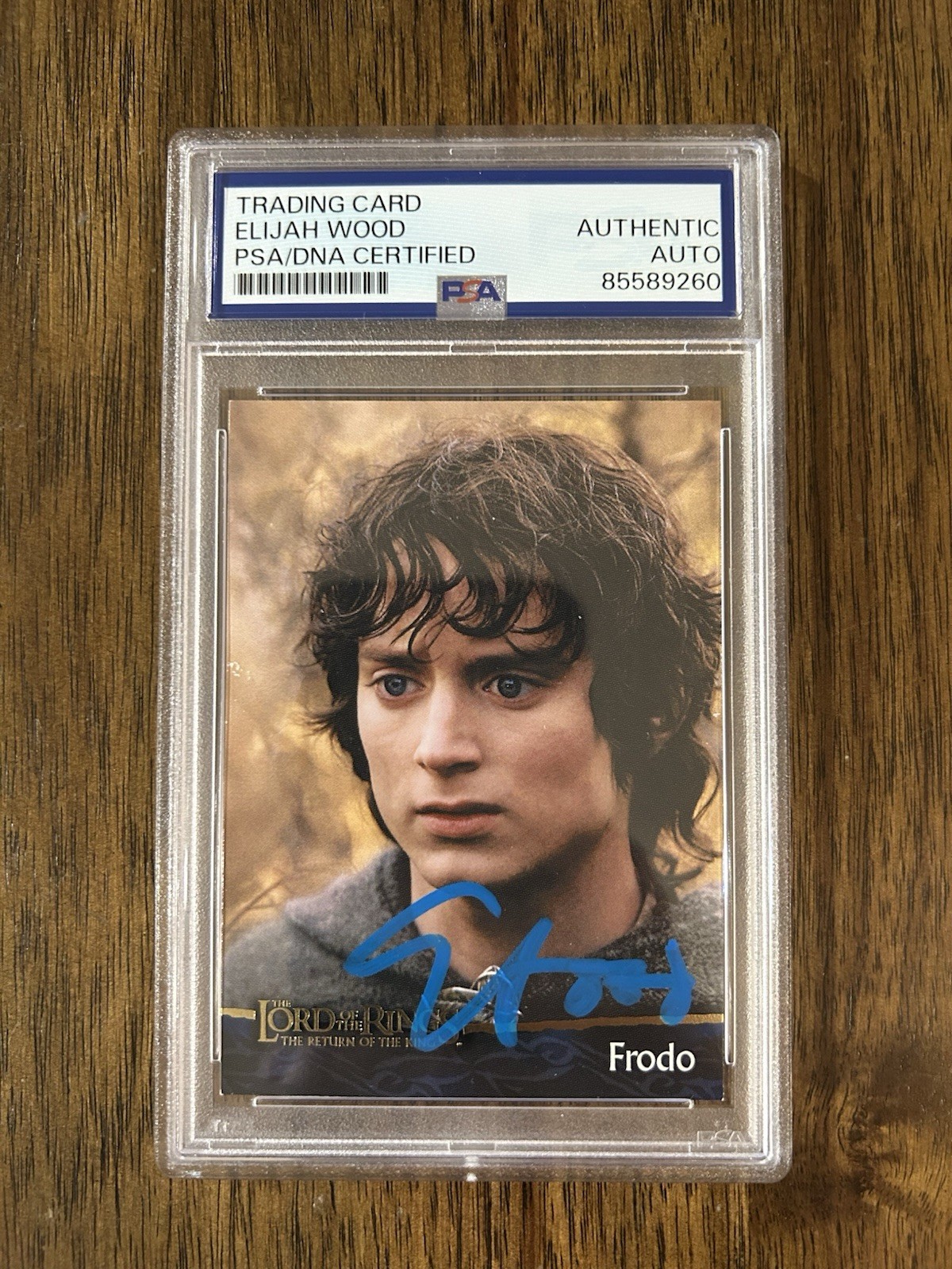Elijah Wood ‘Lord of the Rings’ Signed ‘Frodo Baggins’ Card PSA Slab