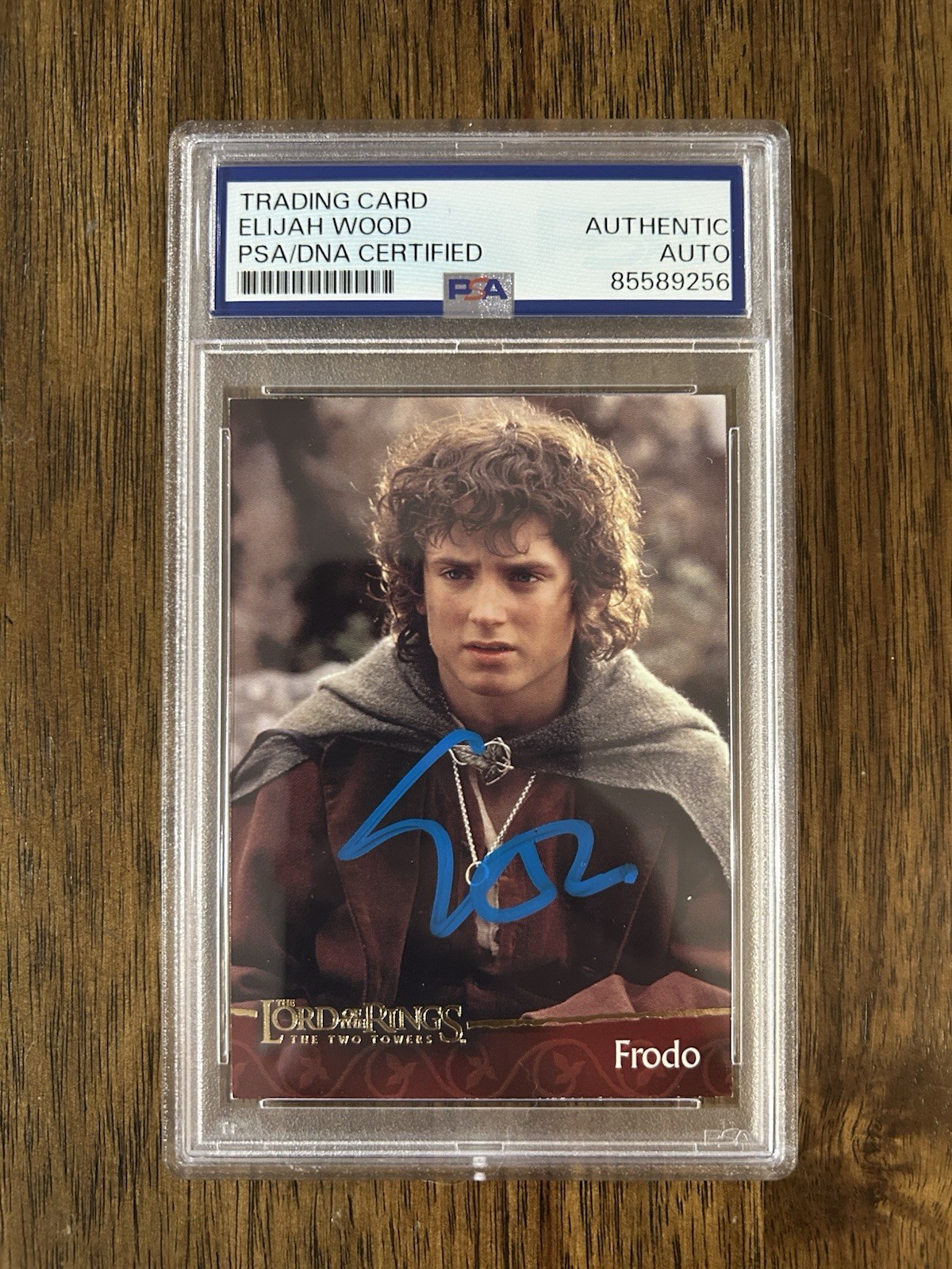 Elijah Wood ‘Lord of the Rings’ Signed ‘Frodo Baggins’ Card PSA Slab