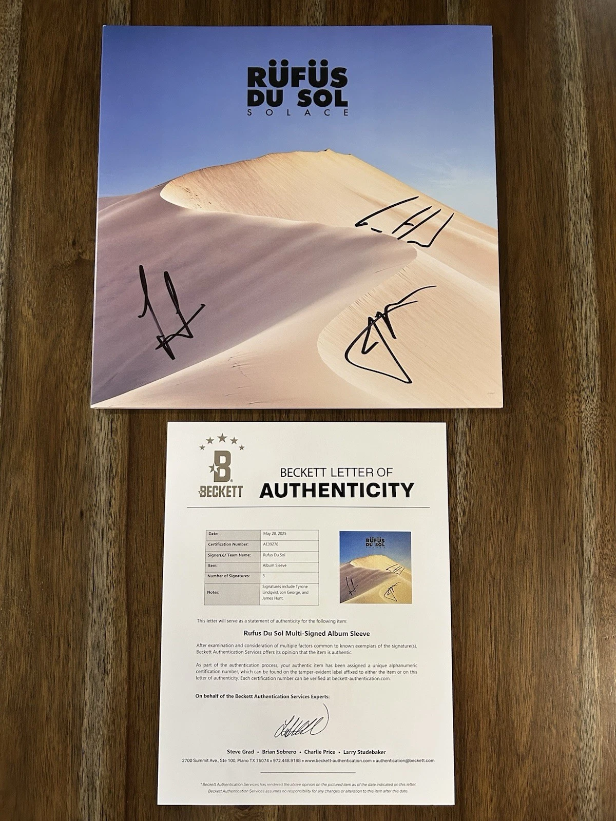 ‘Rufus Du Sol’ Band Signed Vinyl Album ‘Solace’ Tyrone, James & Jon Beckett LOA