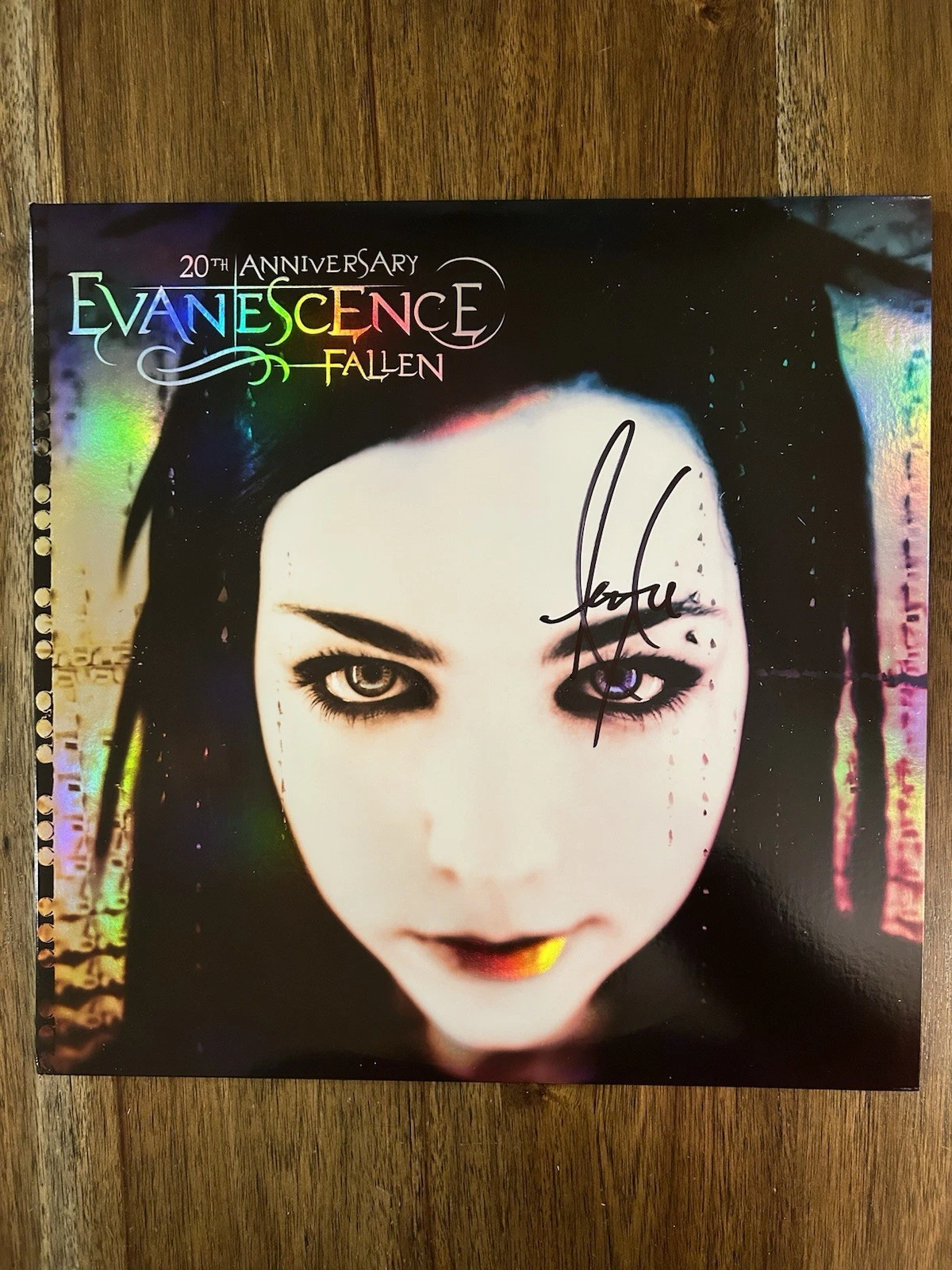 ‘Amy Lee’ Signed Vinyl Album ‘Fallen 20th Anniversary’ Beckett Evanescence