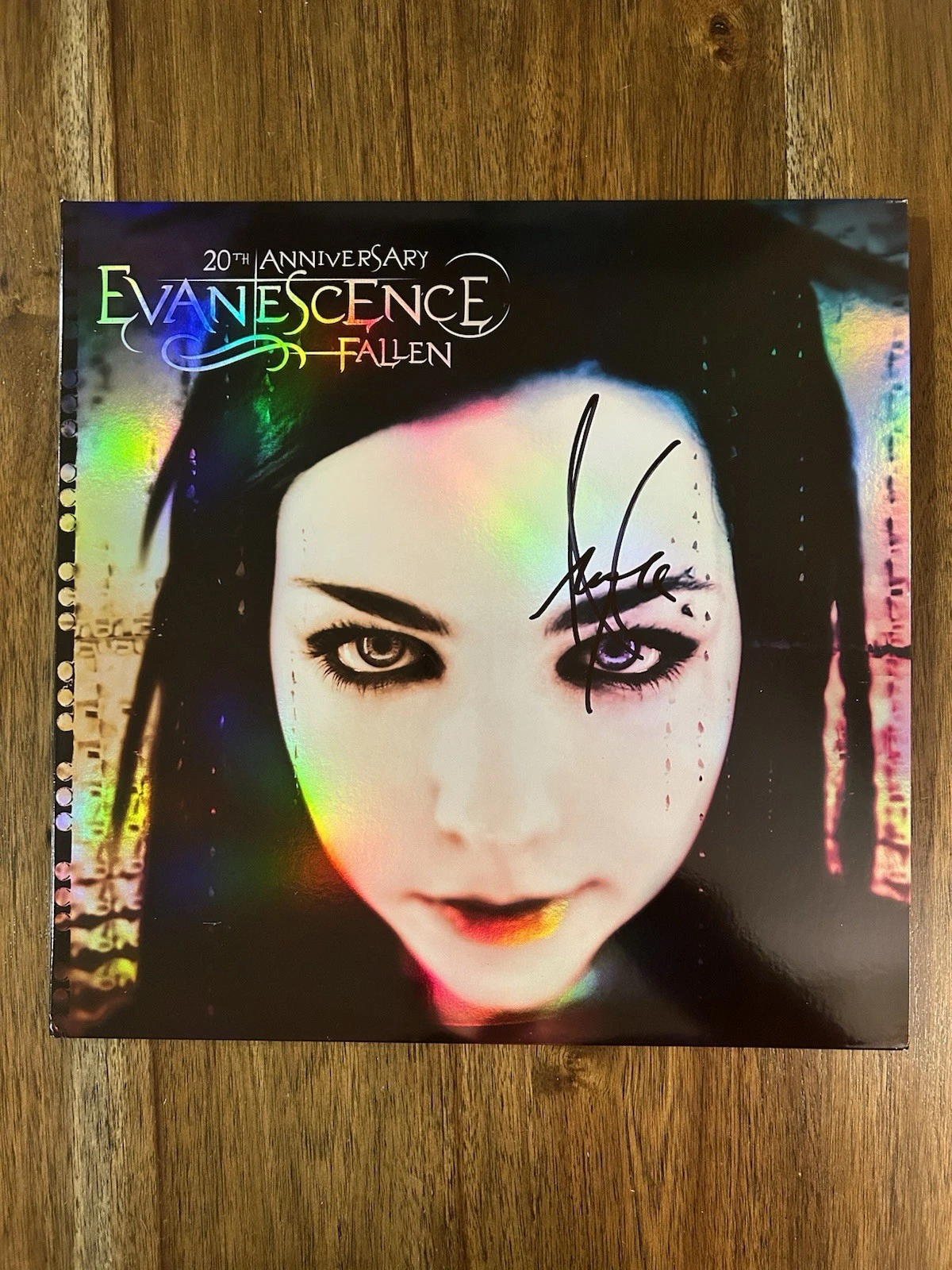 ‘Amy Lee’ Signed Vinyl Album ‘Fallen 20th Anniversary’ Beckett Evanescence