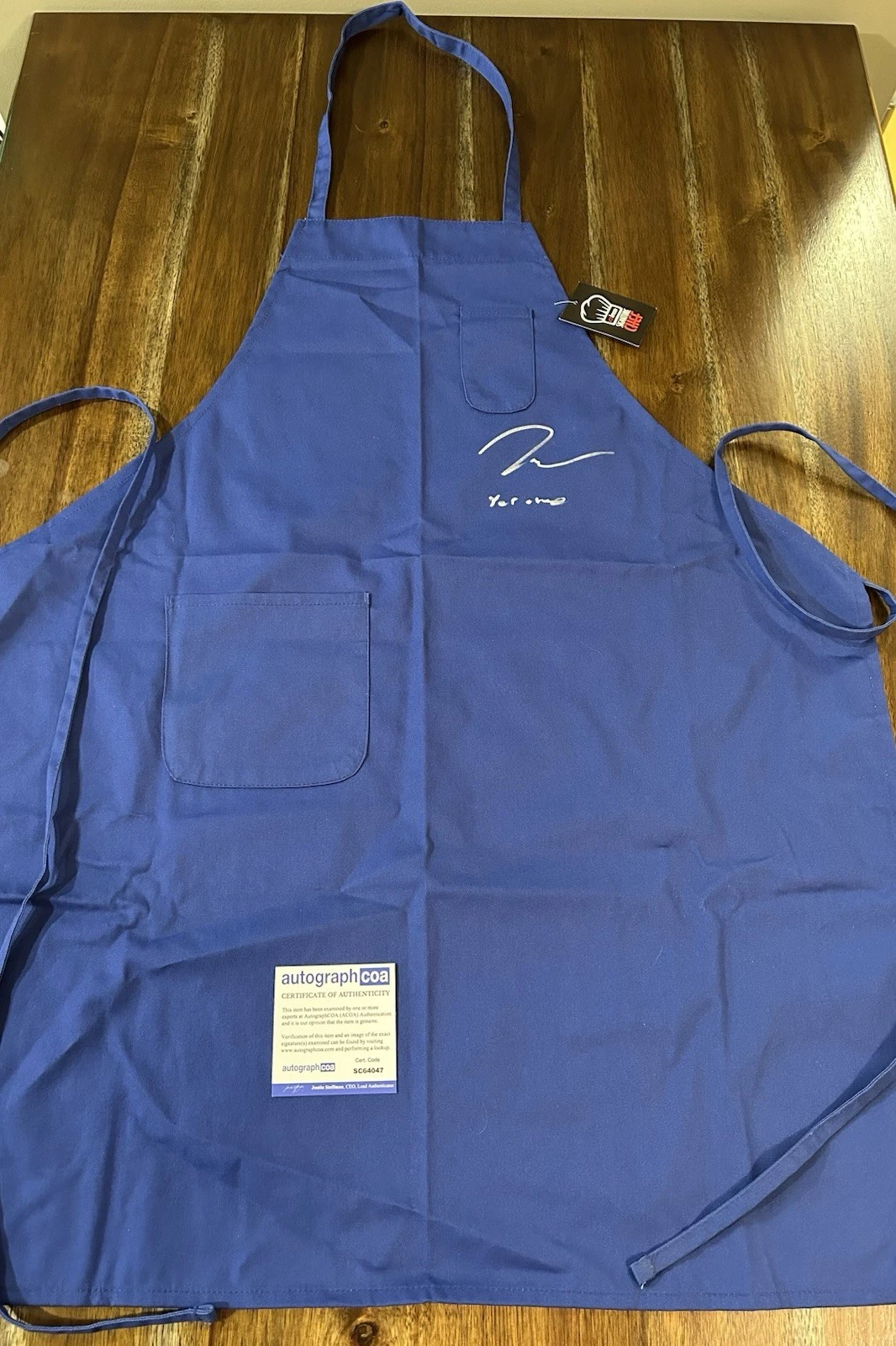 Jeremy Allen White ‘The Bear’ Signed Autograph Blue Apron ‘Carmy’ ACOA