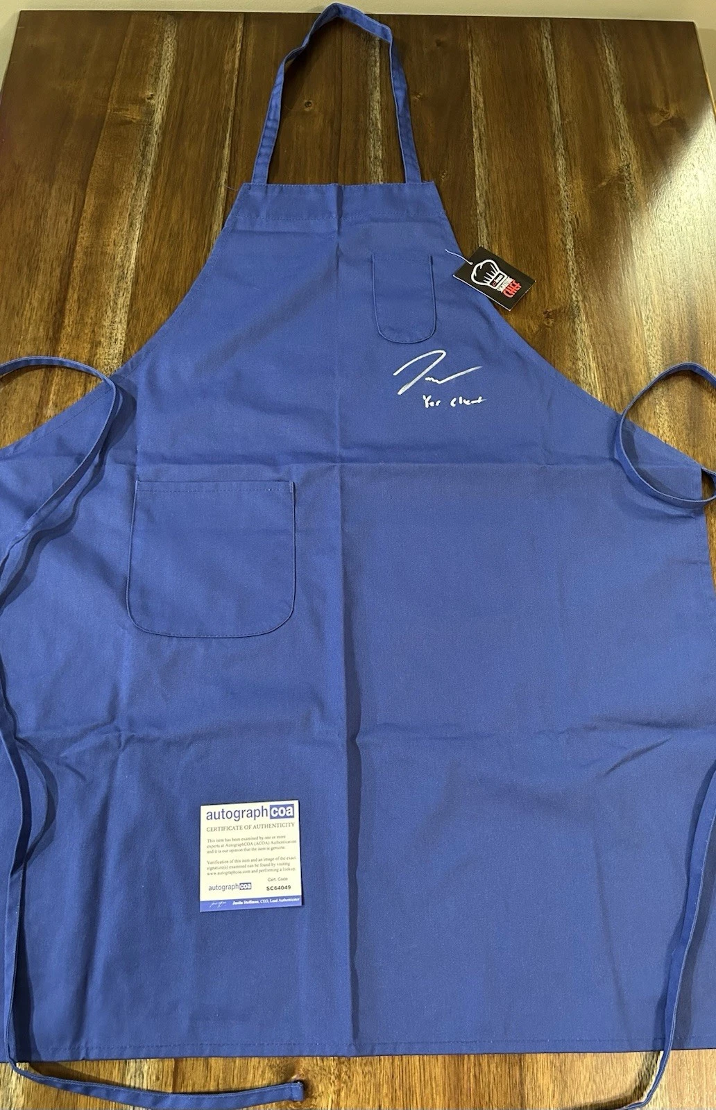 Jeremy Allen White ‘The Bear’ Signed Autograph Blue Apron ‘Carmy’ ACOA