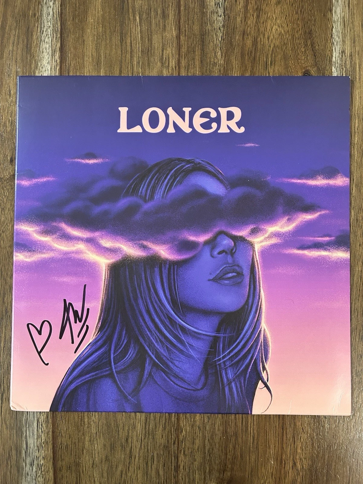 ‘ALISON WONDERLAND’ EDM DJ SIGNED VINYL ALBUM ‘LONER’ AUTOGRAPH BECKETT COLLECTIBLE MEMORABILIA