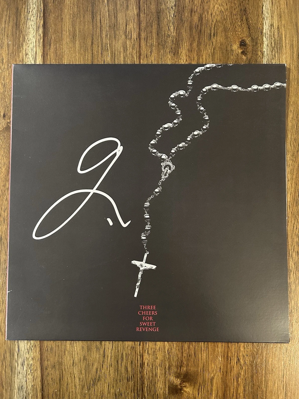Gerard Way ‘My Chemical Romance’ Signed Vinyl Album ‘Three Cheers’ Beckett