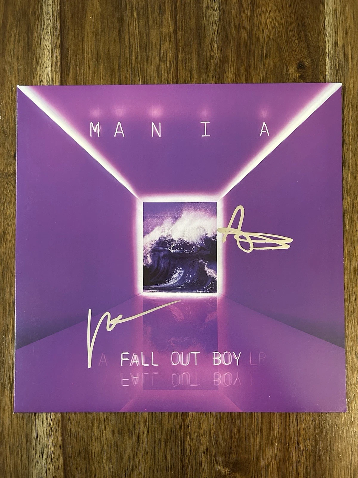 Patrick Stump & Andy ‘Fall Out Boy’ Signed Vinyl Album ‘Mania’ Beckett