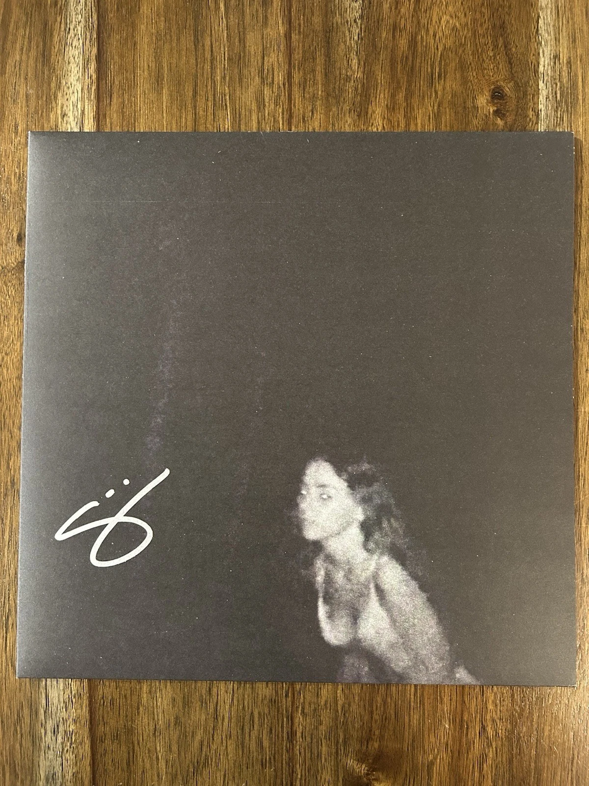 ‘Samia’ Signed Vinyl Album ‘Bloodless’ Beckett Autograph
