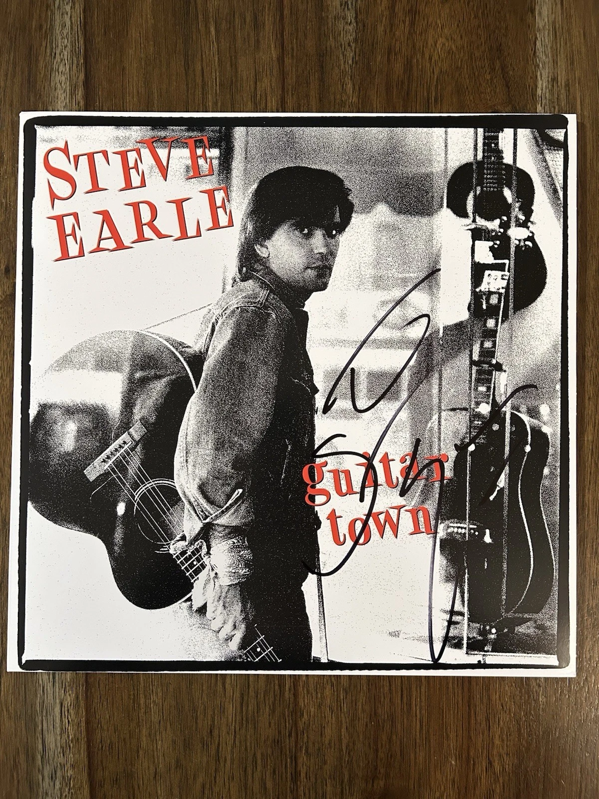 Steve Earle ‘Guitar Town’ Signed Vinyl Album Folk Singer Beckett