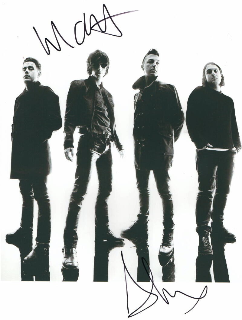 ALEX TURNER & MATT HELDERS SIGNED AUTOGRAPH 8x10 PHOTO - ARCTIC MONKEYS, AM ROCK
