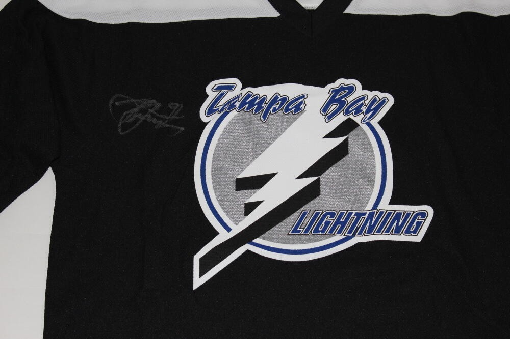 STEVEN STAMKOS SIGNED AUTOGRAPH LIGHTNING JERSEY - TAMPA BAY CAPTAIN, CANADA PSA