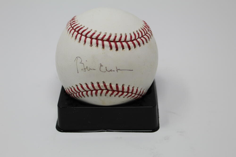 PRESIDENT BILL CLINTON SIGNED AUTOGRAPH OFFICIAL MAJOR LEAGUE BASEBALL - PSA