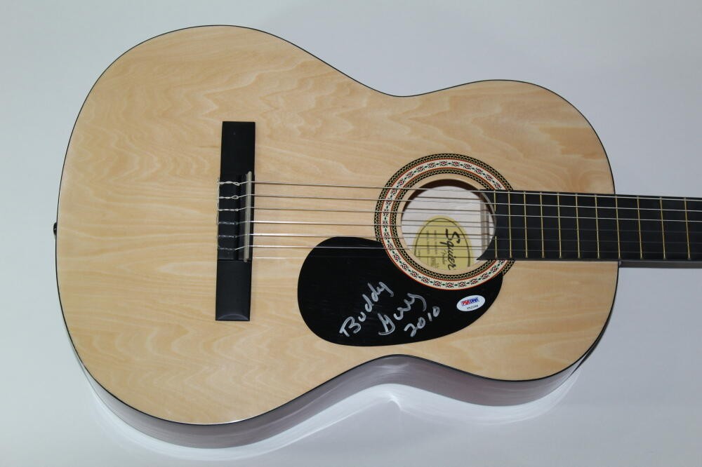 BUDDY GUY SIGNED AUTOGRAPH FENDER BRAND ACOUSTIC GUITAR - BLUES LEGEND, RARE PSA