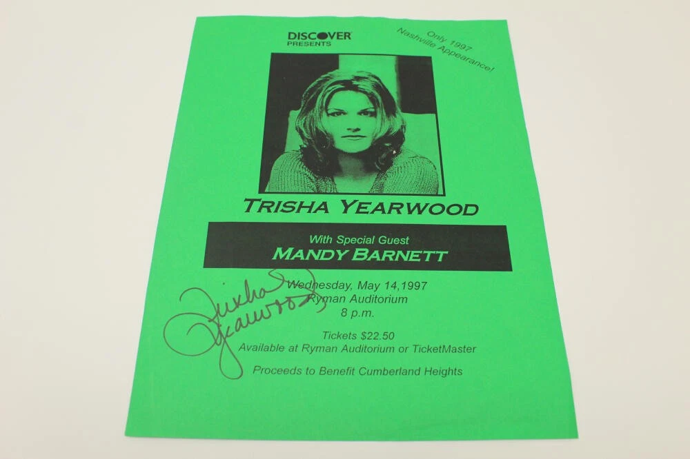 TRISHA YEARWOOD SIGNED AUTOGRAPH 1997 RYMAN AUDITORIUM NASHVILLE CONCERT FLYER