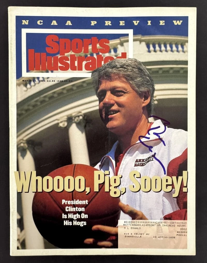 President Bill Clinton Signed Autograph Sports Illustrated Magazine Beckett COA