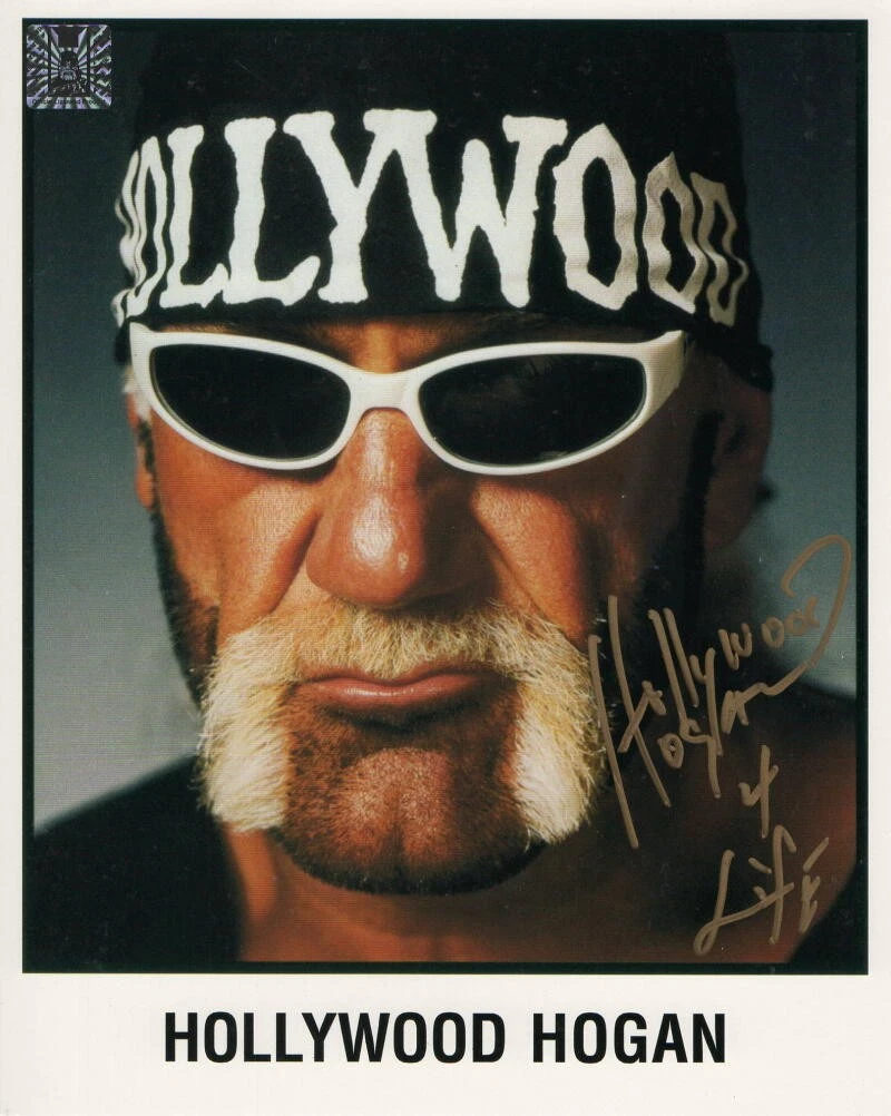 HOLLYWOOD HULK HOGAN SIGNED AUTOGRAPH 8x10 PHOTO - WWF WRESTLING ICON HULKAMANIA