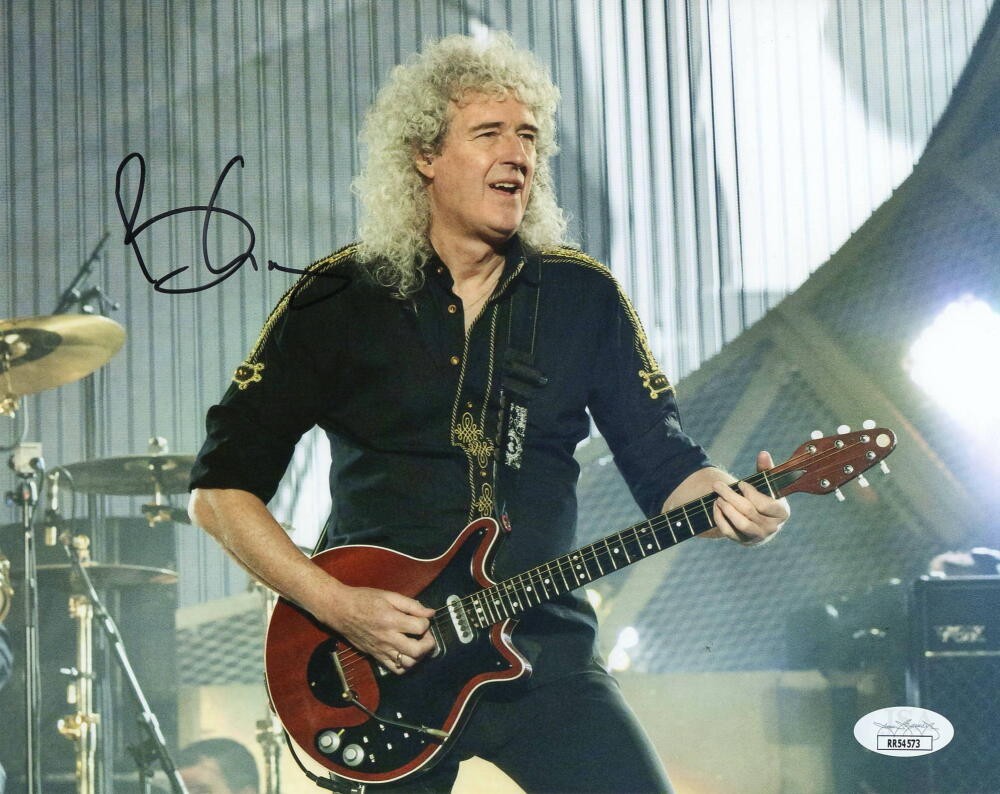 BRIAN MAY SIGNED AUTOGRAPH 8X10 PHOTO - QUEEN GUITAR, A NIGHT AT THE OPERA JSA