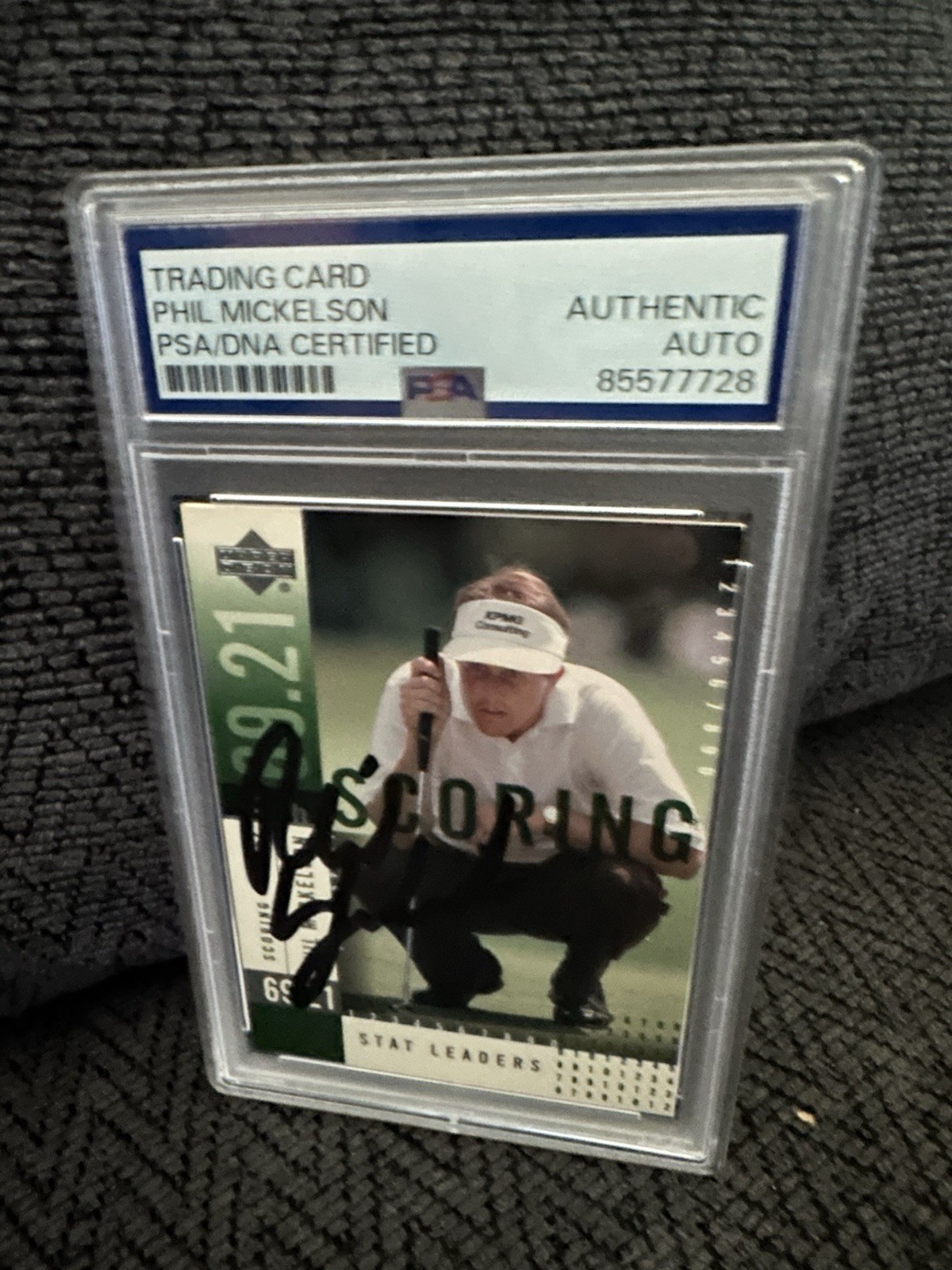 Phil Mickelson Signed 2002 UD Golf Card #SL10 PSA /DNA Slab COA Rookie RC