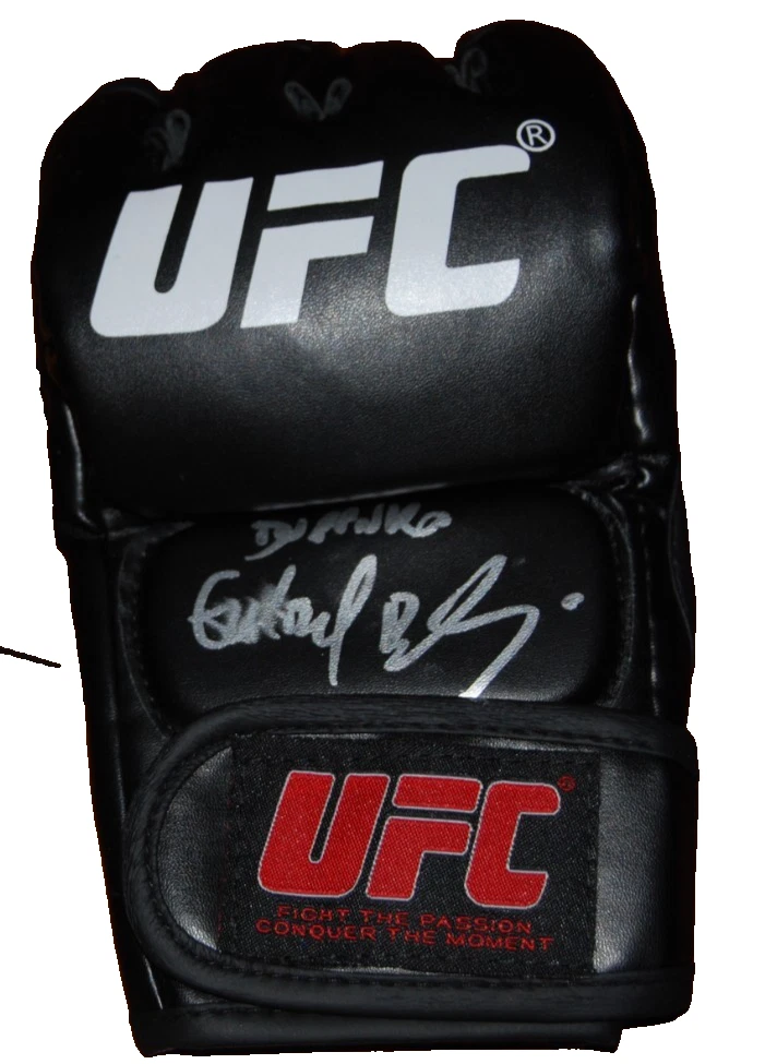 GILBERT BURNS signed (UFC) MMA autographed Fighting glove BECKETT BAS BU41427