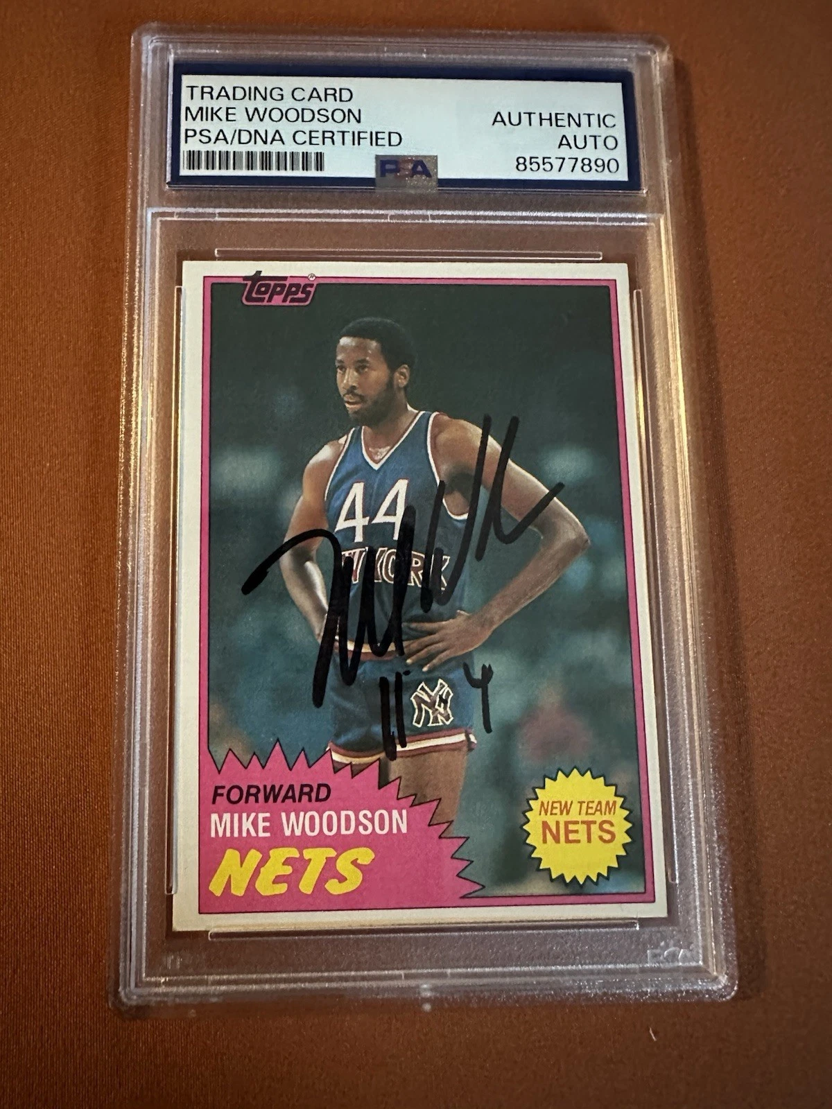 Mike Woodson Signed 1981-1982 Topps Card #89 PSA /DNA Slab COA Rookie RC