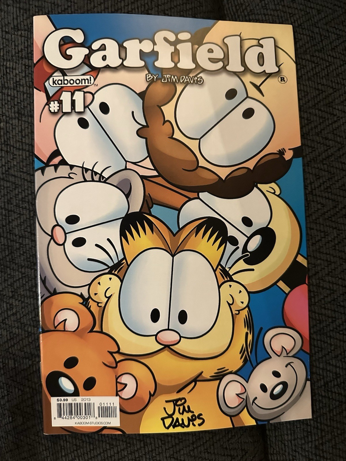 Jim Davis Signed Garfield Magazine Cartoons Kaboom Comic Book