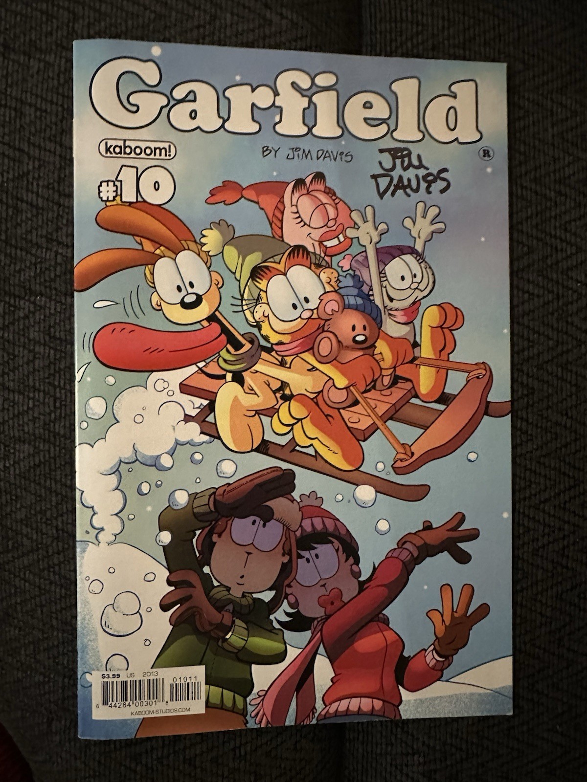 Jim Davis Signed Garfield Magazine Cartoons Kaboom Comic Book