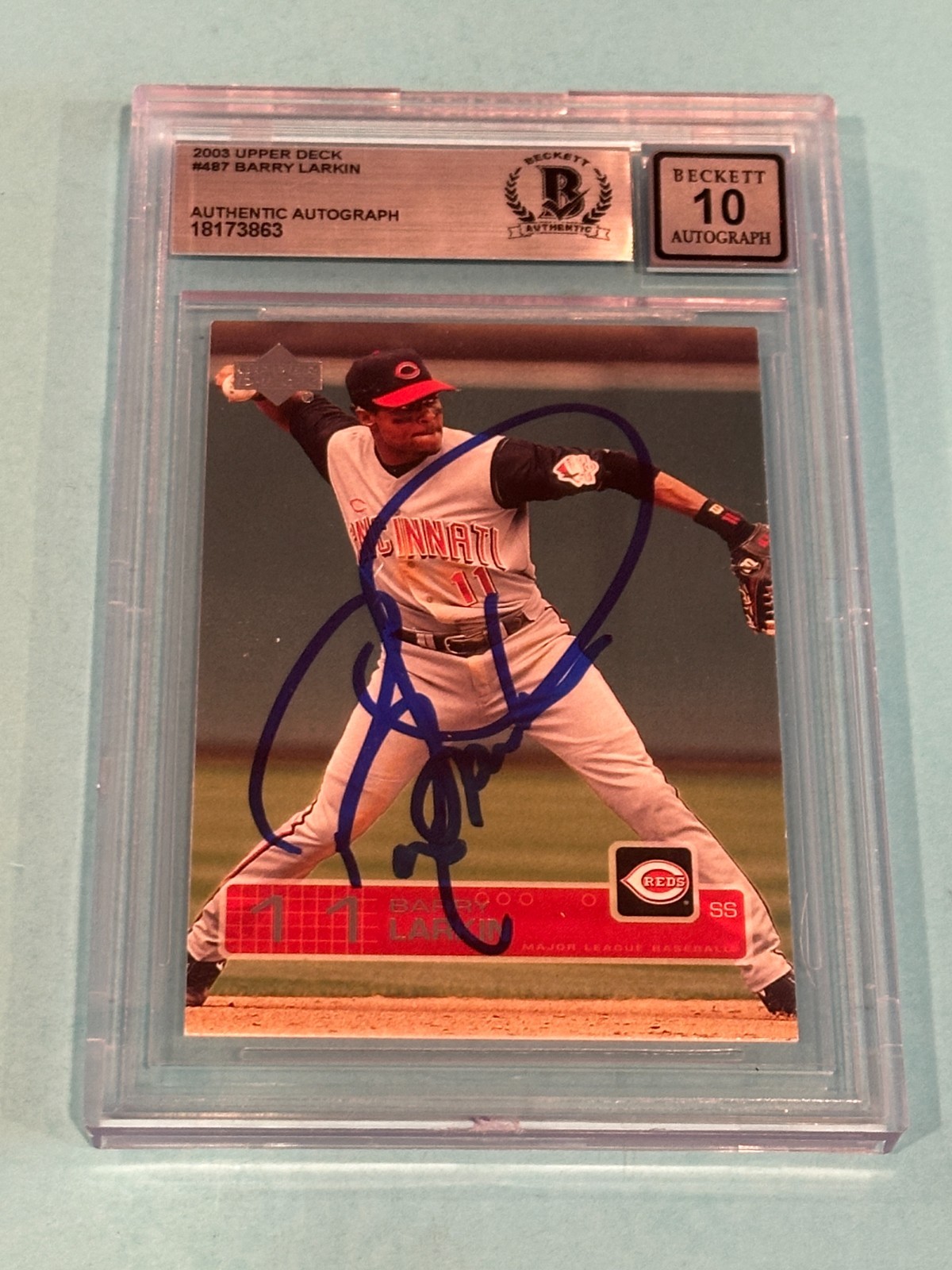 BARRY LARKIN Signed 2003 UPPER DECK Card #487 Beckett BAS AUTO 10