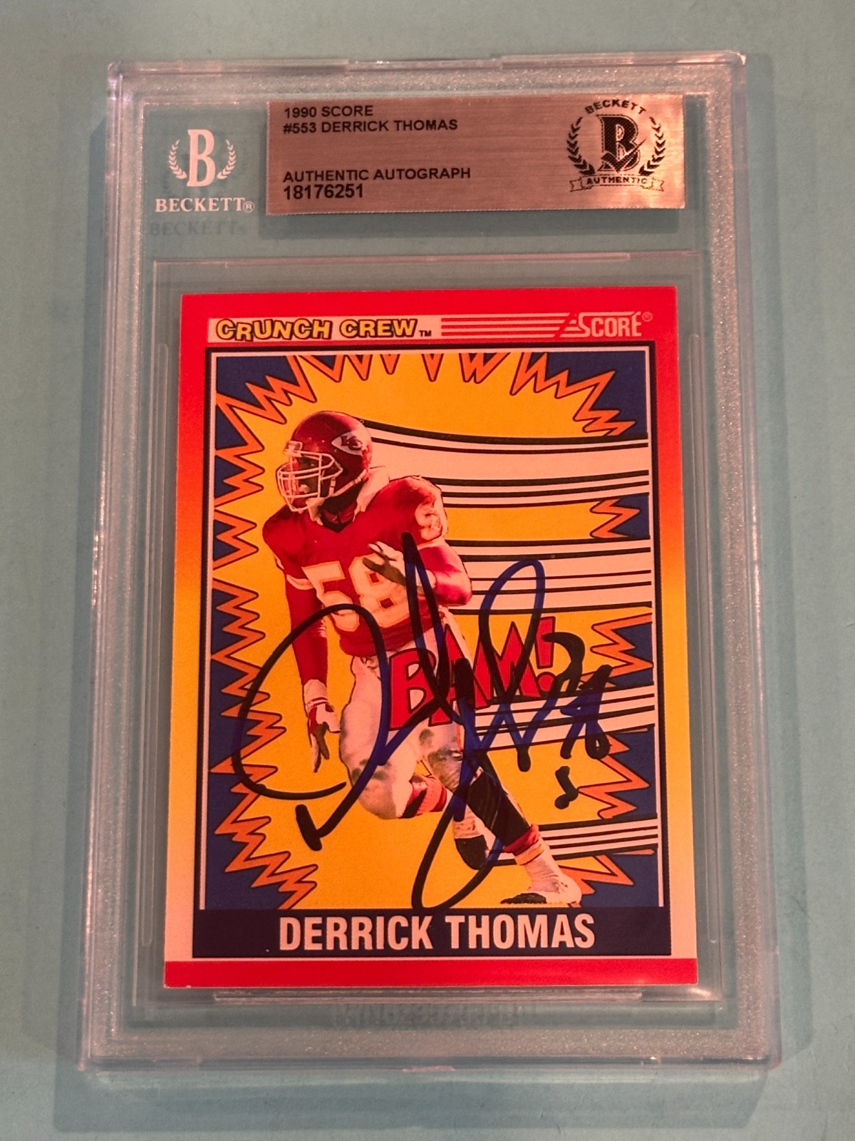 DERRICK THOMAS Signed 1990 SCORE Card #553 Beckett BAS