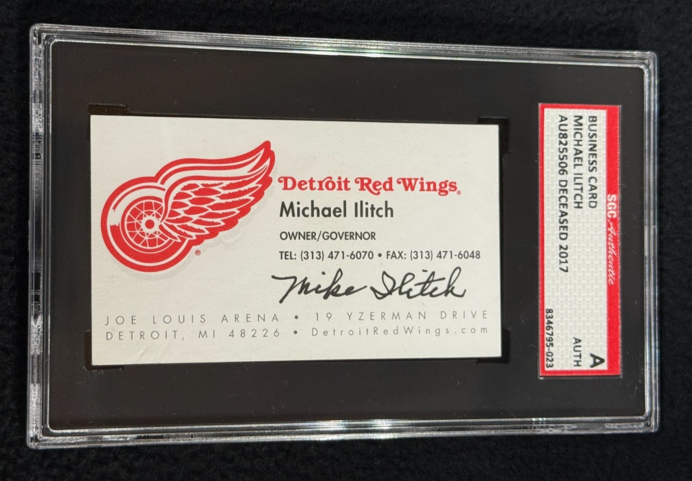 Mike Ilitch Signed Detroit Red Wings Business Card SGC Authenticated