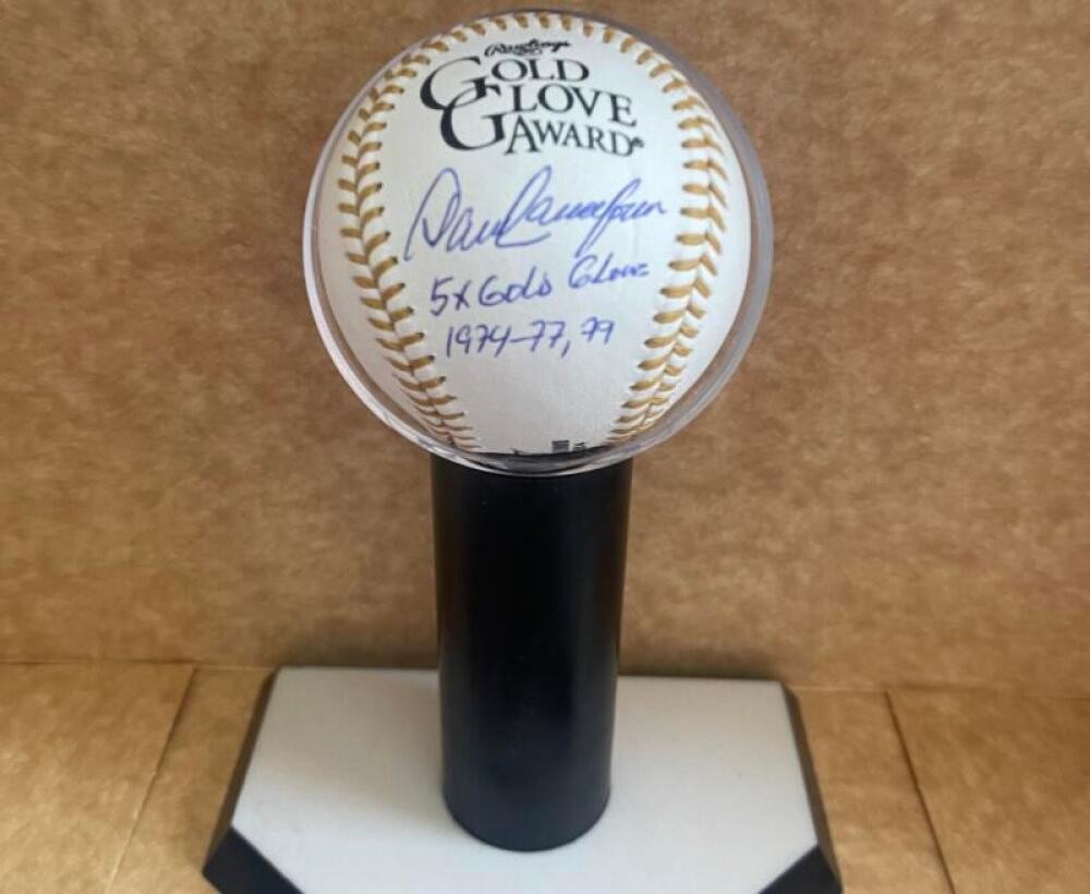DAVE CONCEPCION 5X GOLD GLOVE 1974-77,79 SIGNED GOLD GLOVE BASEBALL