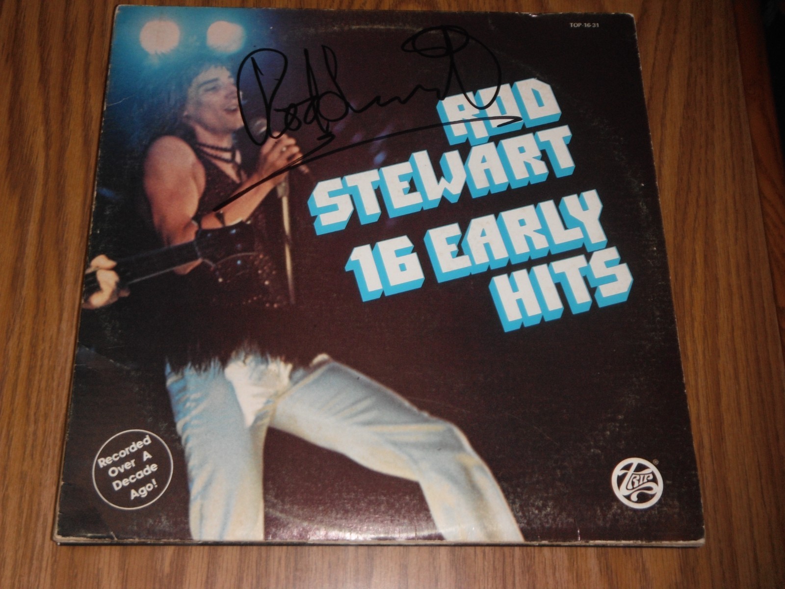 ROD STEWART SIGNED 16 EARLY HITS VINYL ALBUM