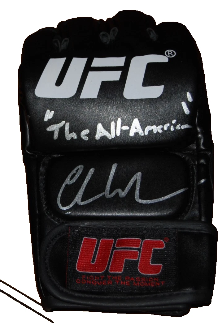 CHRIS WEIDMAN signed (UFC) MMA autographed Fighting glove BECKETT BAS BU41423