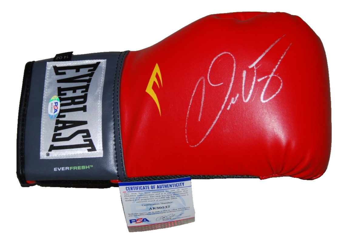 OSCAR VALDEZ signed (WBC WBO FEATHERWEIGHT) Blue Boxing glove PSA/DNA AK30537
