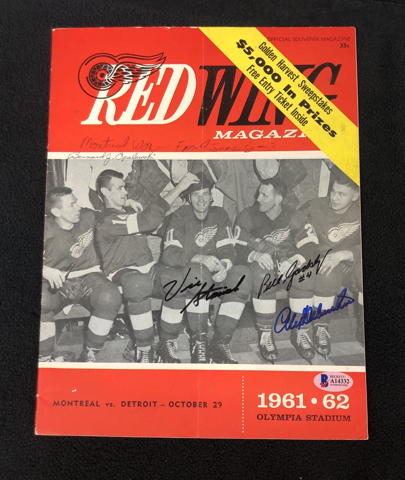 Alex Delvecchio Bill Gadsby & Vic Stasiuk Signed Red Wings Program Beckett COA