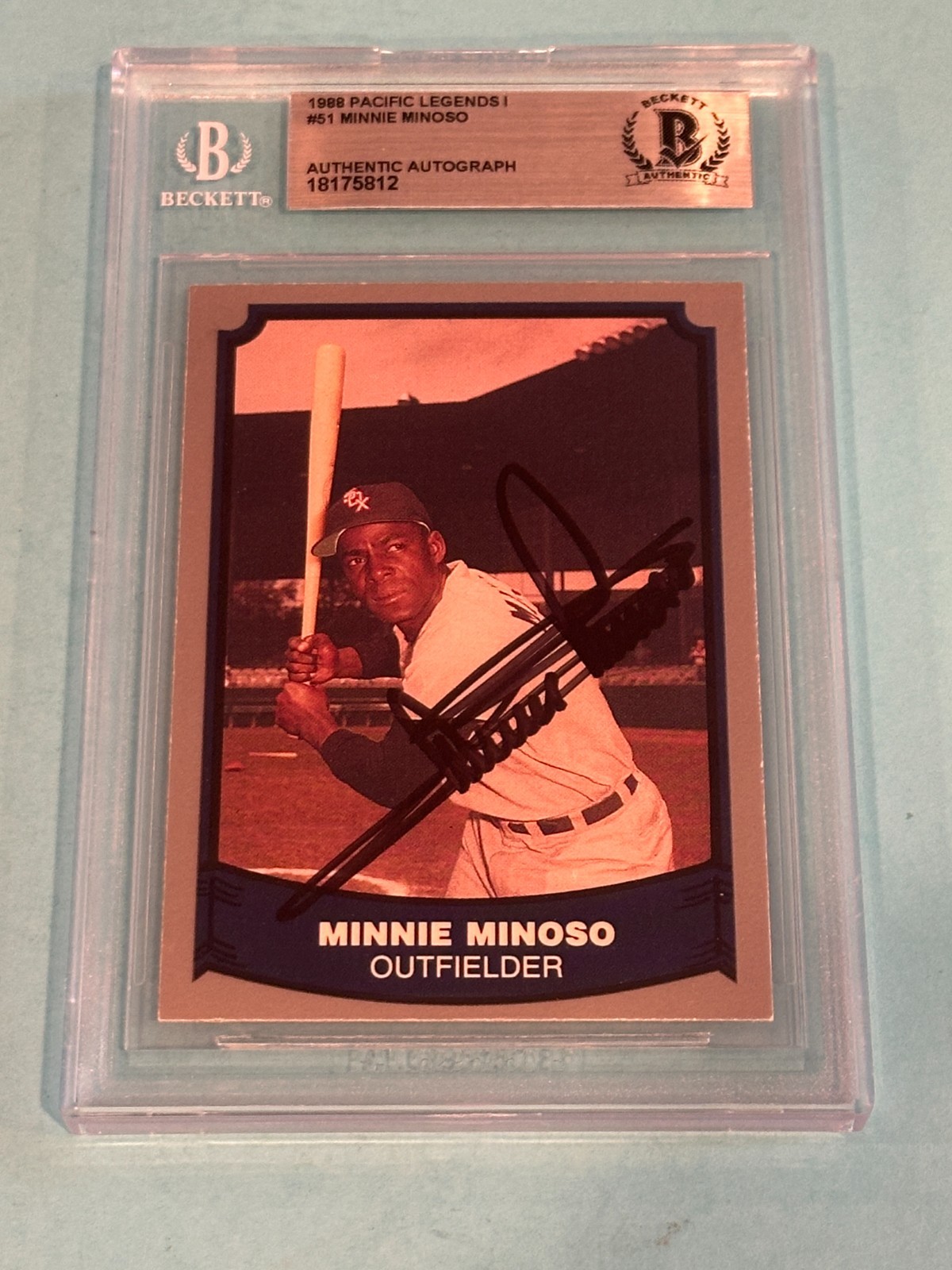 MINNIE MINOSO Signed 1988 PACIFIC LEGENDS I Card #51 Beckett BAS