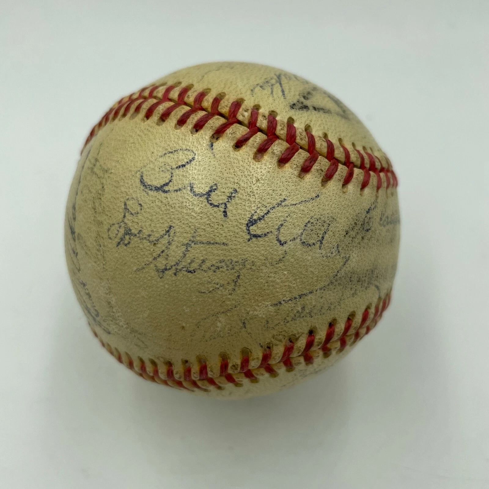 1947 CHICAGO CUBS MINOR LEAGUE (LOS ANGELES ANGELS) TEAM SIGNED BASEBALL COLLECTIBLE MEMORABILIA