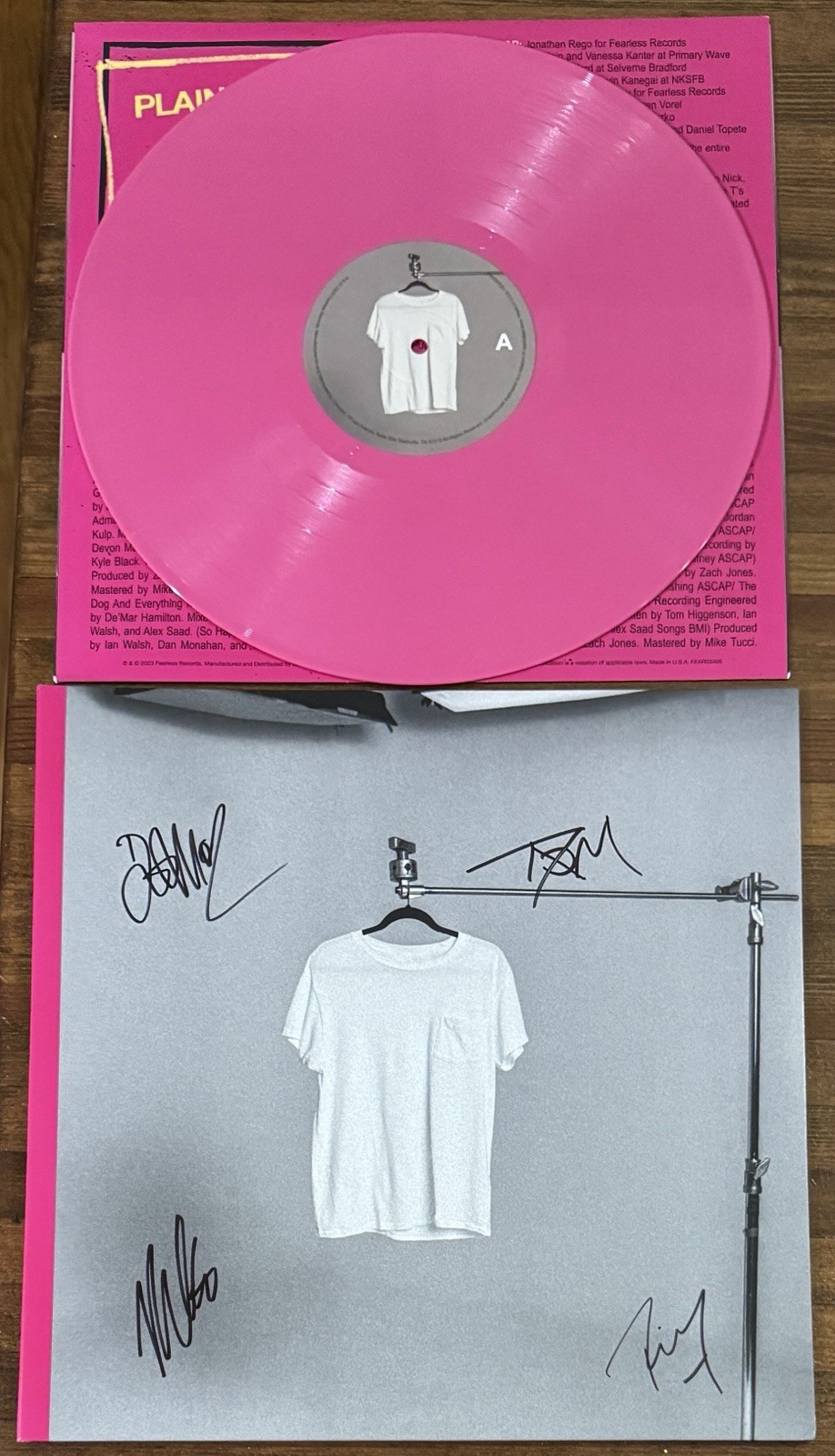 PLAIN WHITE T’s FULL BAND SIGNED AUTOGRAPHED PINK VINYL LP COVER Beckett BAS COA