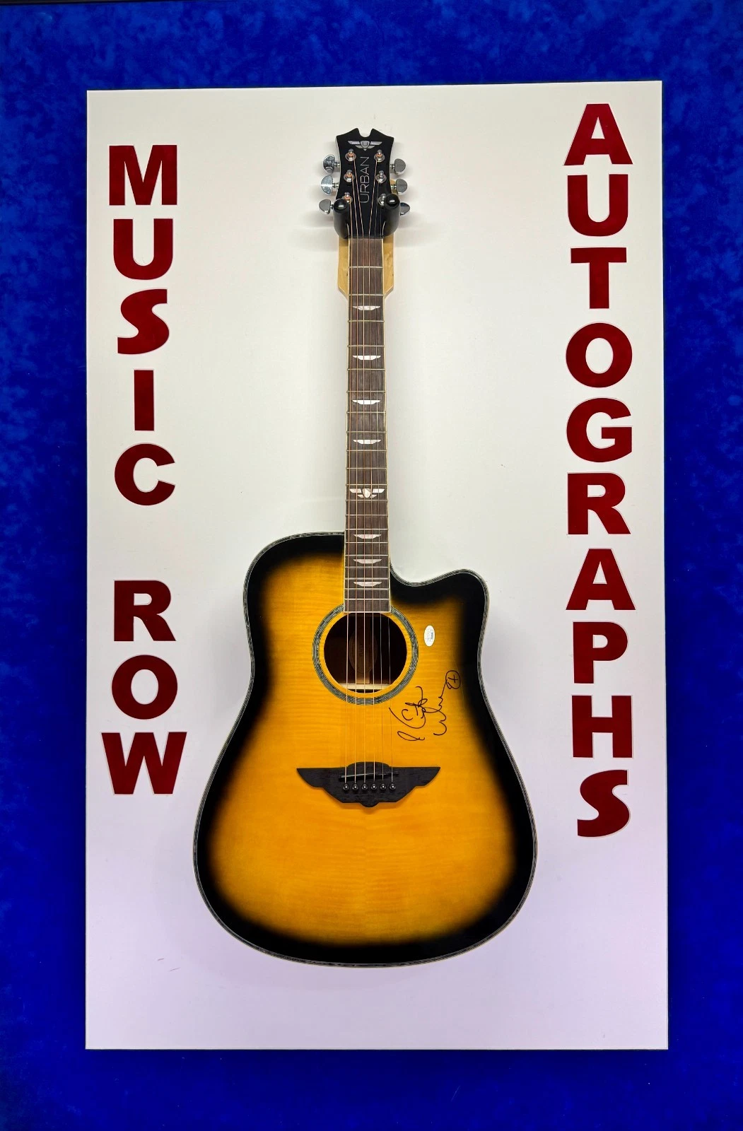 KEITH URBAN Signed Autograph 