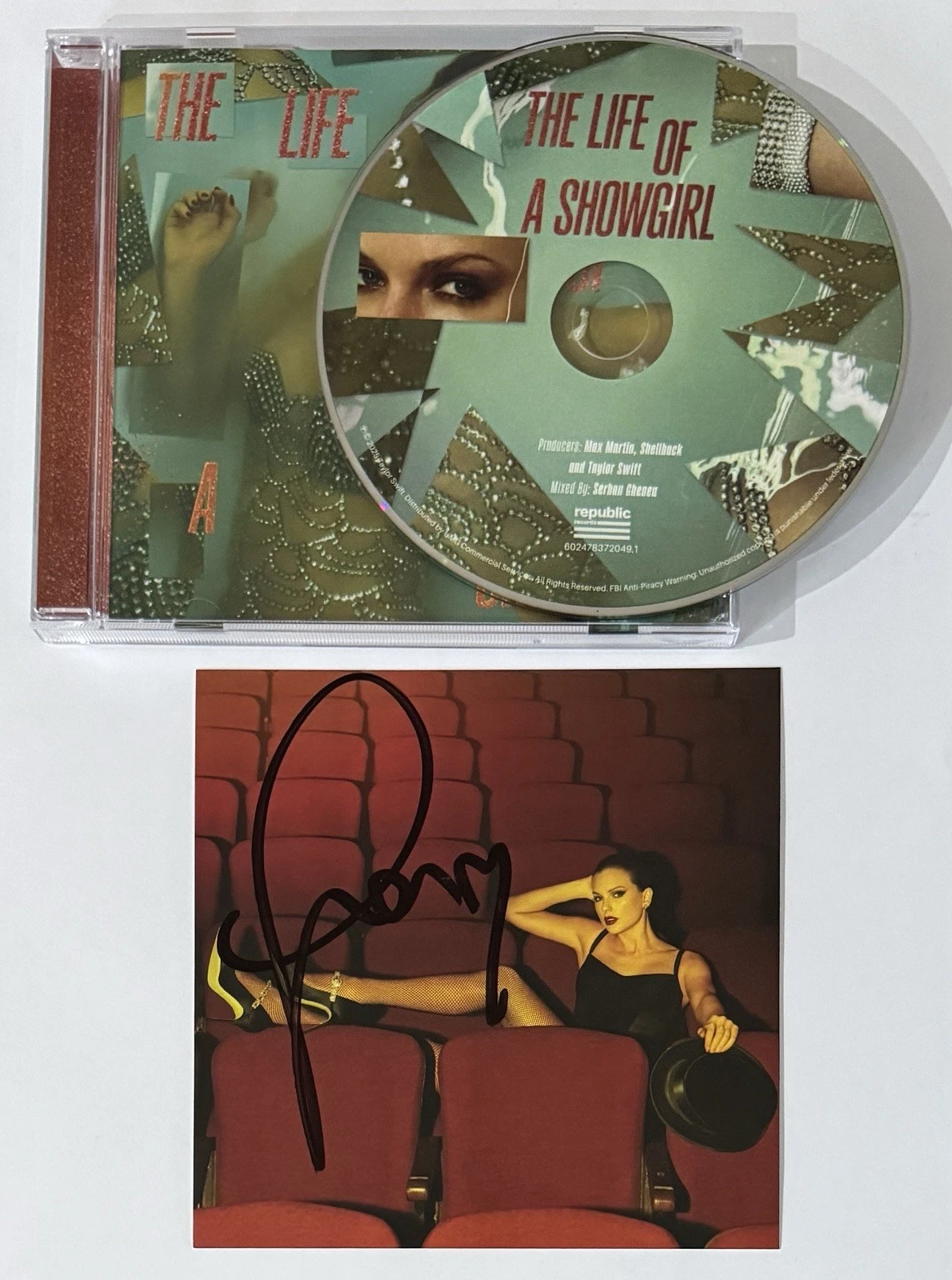SIGNED TAYLOR SWIFT LIFE OF A SHOWGIRL CARD #4 & CD BAS BECKETT COA AUTOGRAPH