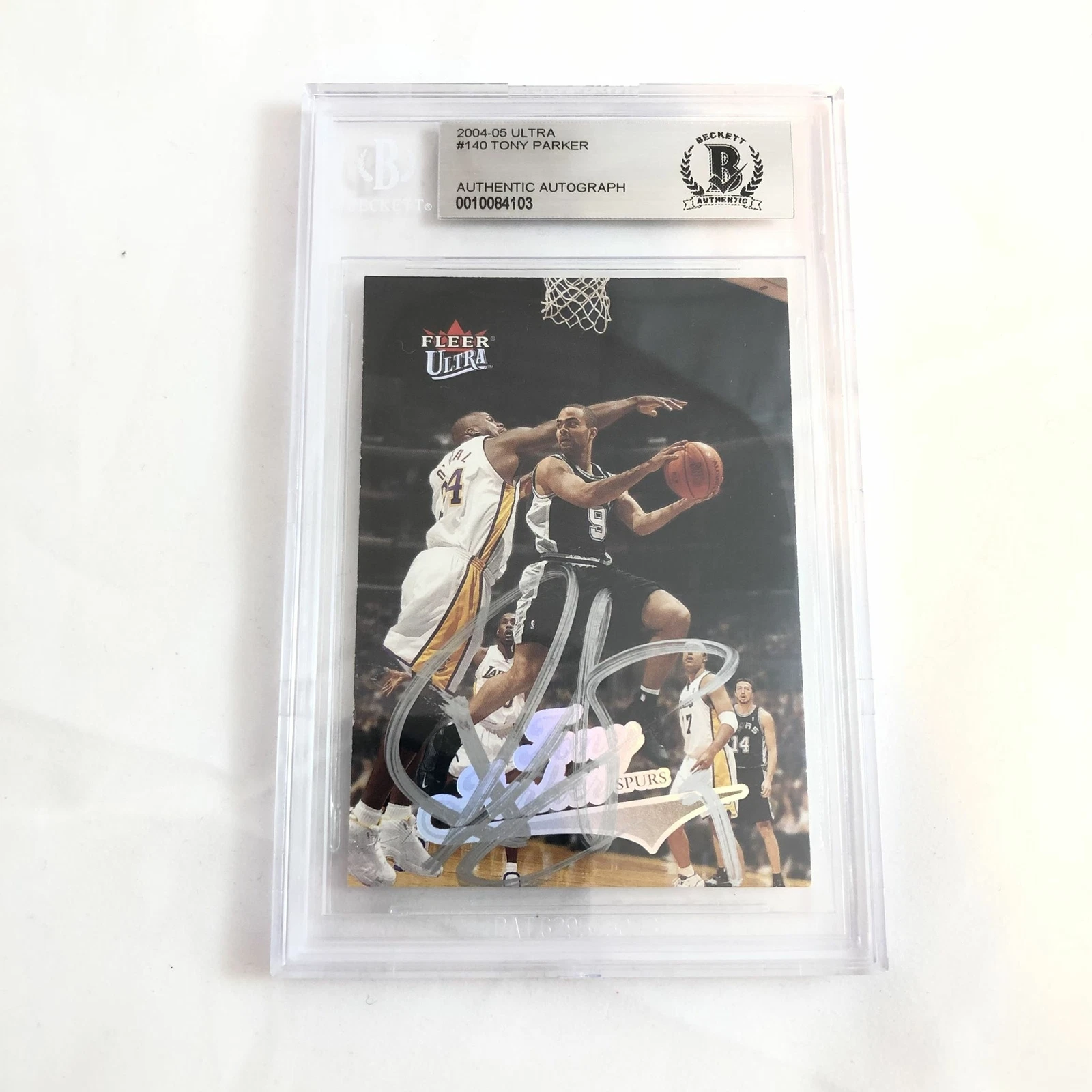 2003-04 Fleer Ultra Tony Parker Signed AUTO #140 BAS BGS Beckett Slabbed Autogra