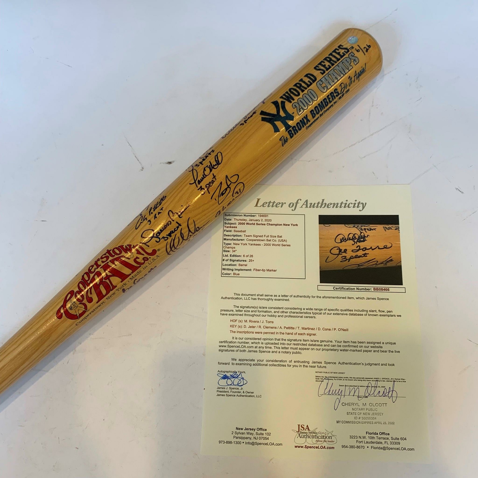 2000 Yankees Team Signed Bat Derek Jeter Mariano Rivera Inscribed 