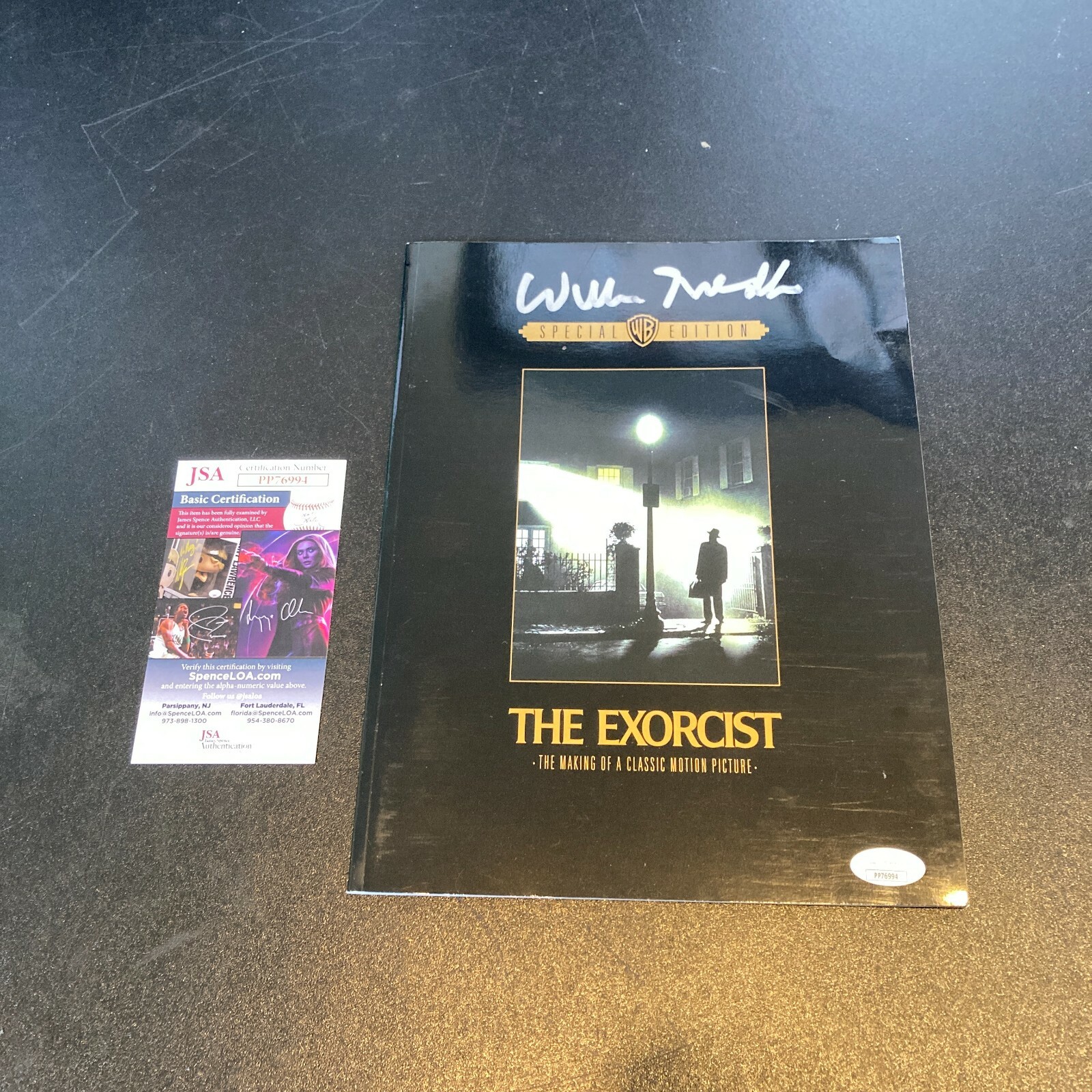 WILLIAM FRIEDKIN SIGNED AUTOGRAPHED THE EXORCIST MOVIE PROGRAM WITH JSA COA COLLECTIBLE MEMORABILIA